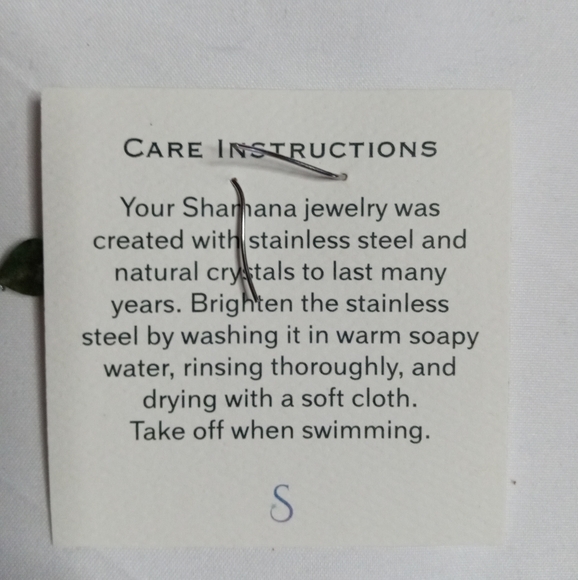 Ruby Fuchsite Garnet Earrings Green Leaf Heart Red Crystal Healing - Picture 3 of 3